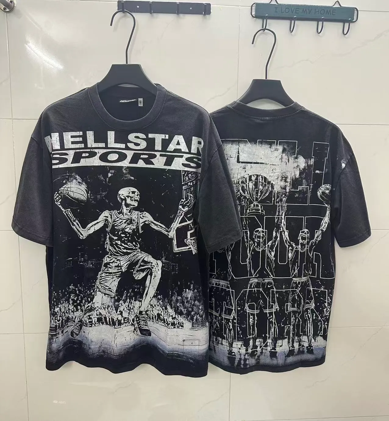 # Black/ I In Stock Hellstar T （fabric):32 Sizes（size）：S-M L X L （colour）： Black/